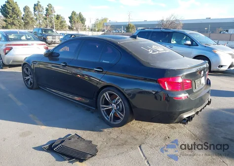 2013 BMW M5 from USA, damaged, VIN WBSFV9C56DC773687